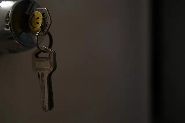 Cómo mejorar la seguridad de tu hogar con un cerrajero artesano
