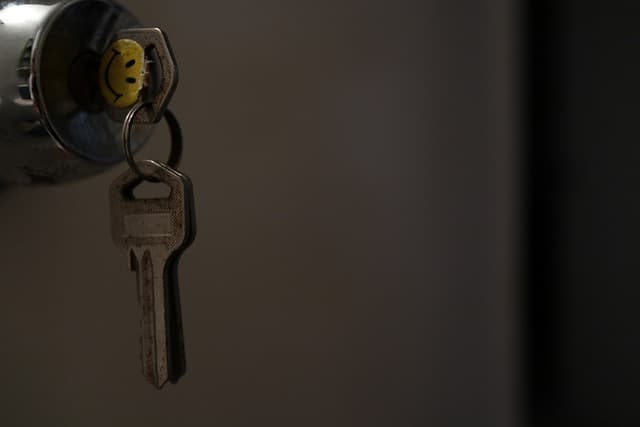 Cómo un cerrajero artesano puede mejorar la seguridad de tu hogar